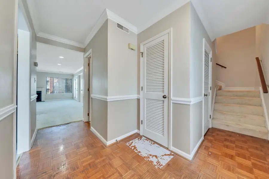 2404 Post Oak Rd, Salem, VA 24153 - #2