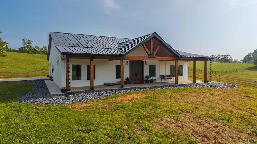 2822 Huffville Rd, Pilot, VA 24138 - #2