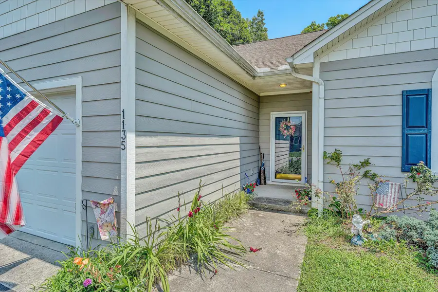 1135 Joffrey Dr, Huddleston, VA 24104 - #3