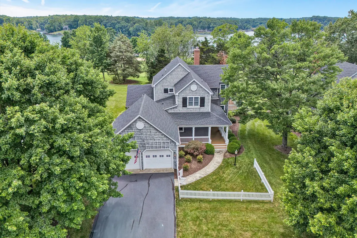 195 Golfers Crossing Dr, Penhook, VA 24137 - #1