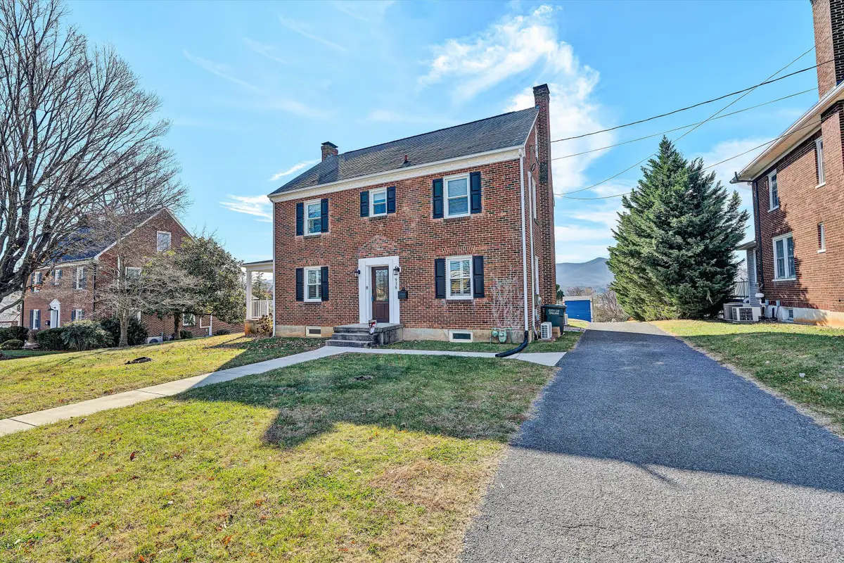 938 Roanoke Blvd, Salem, VA 24153 - #1