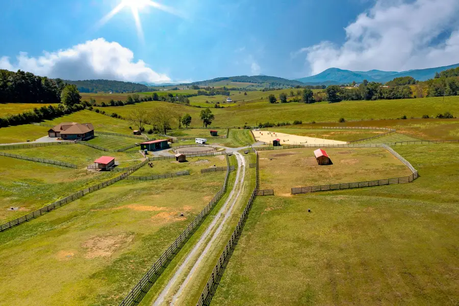 747 New Providence, Raphine, VA 24472 - #3