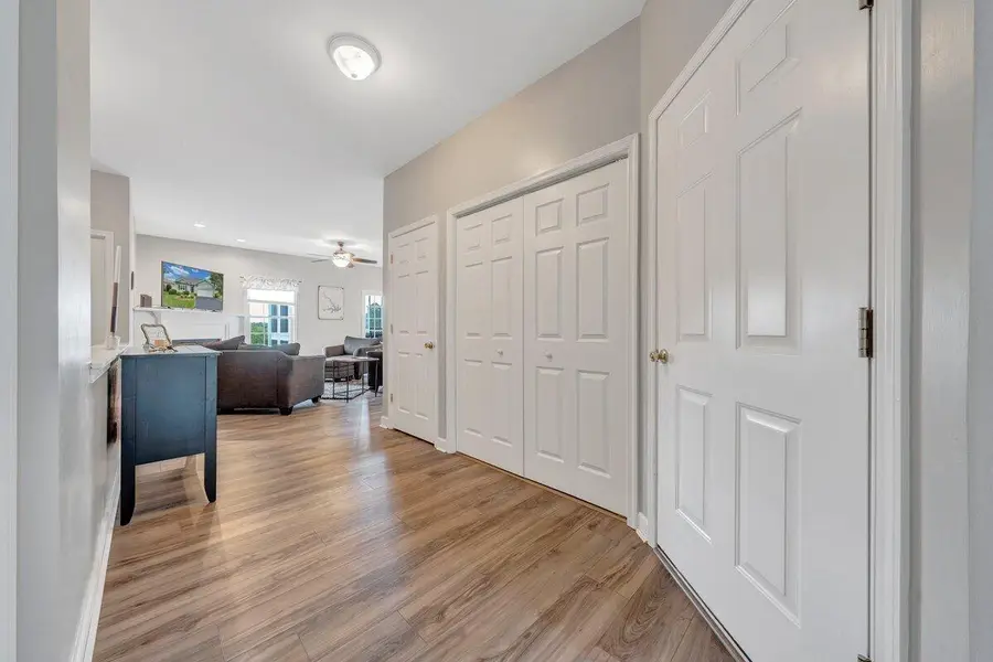 1222 8th Fairway Ln, Huddleston, VA 24104 - #2