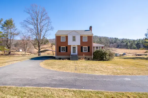 10388 Bent Mountain Rd, Bent Mountain, VA 24059