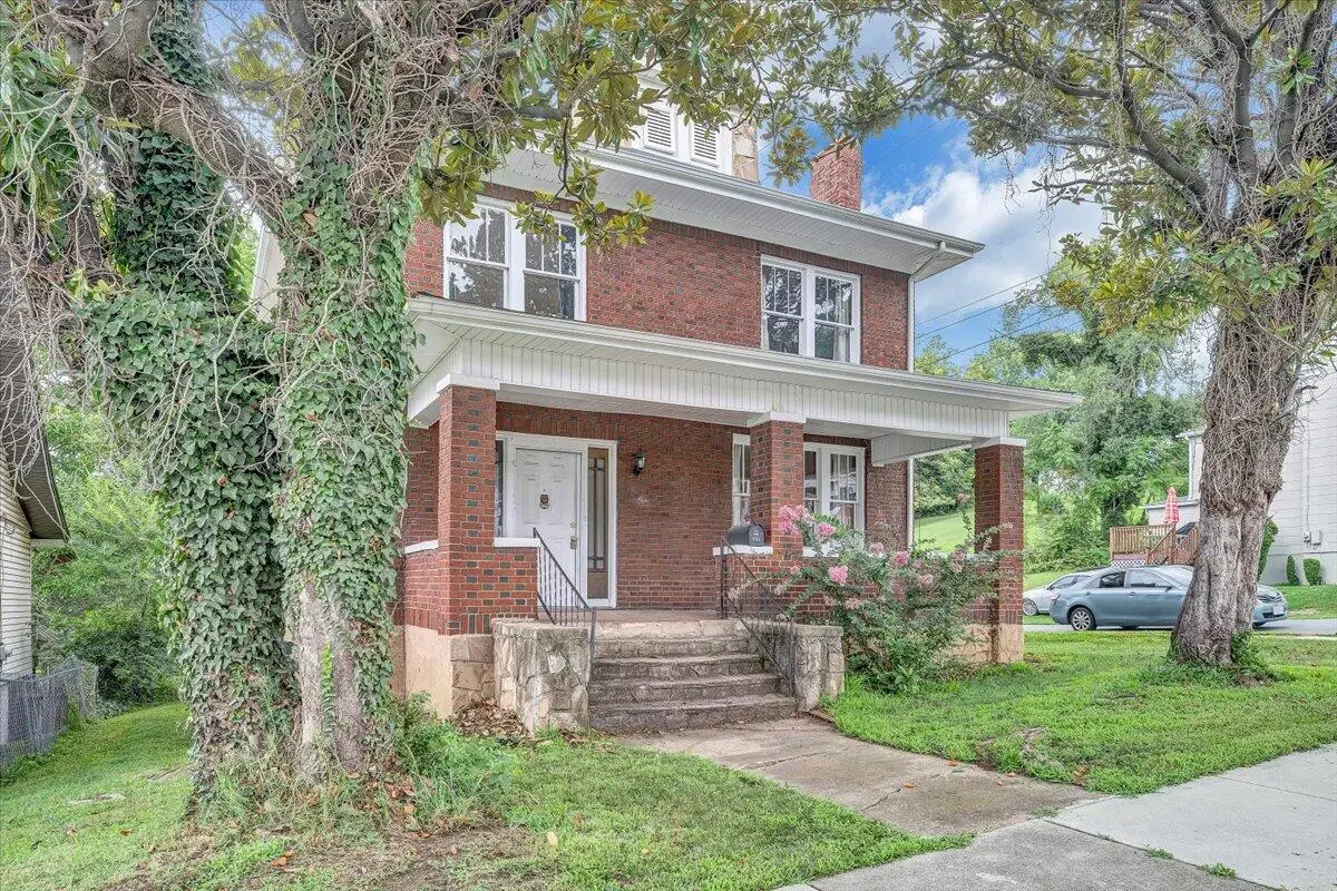 610 8th St Nw, Roanoke, VA 24016 - #1