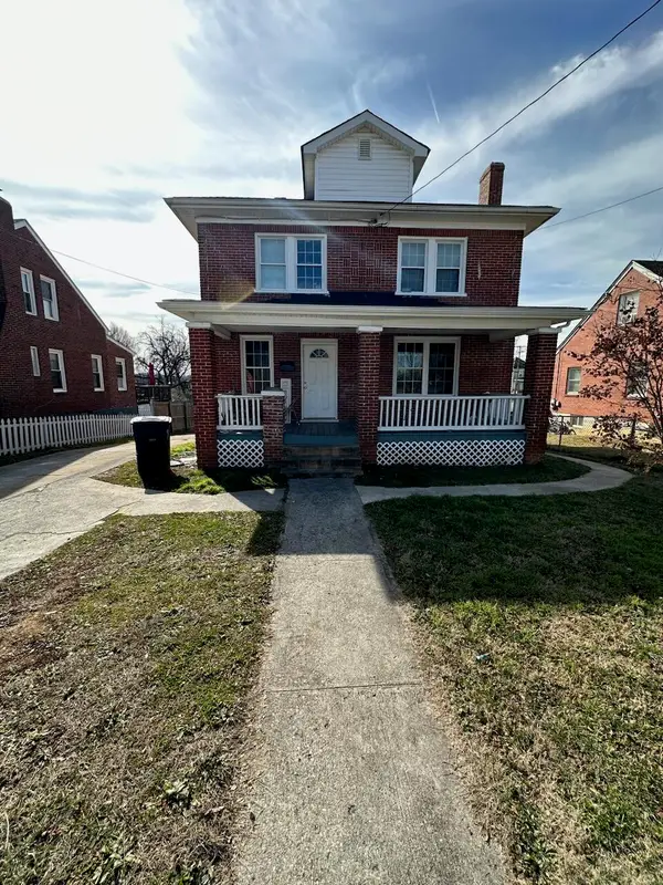 3132 Courtland Rd Nw, Roanoke, VA 24012