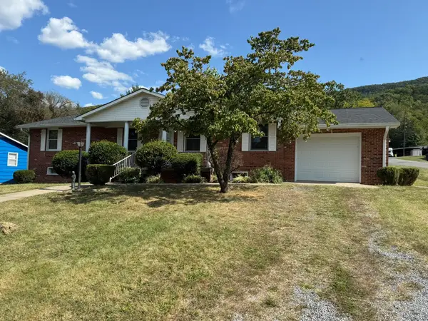 1019 Staunton St, Selma, VA 24474