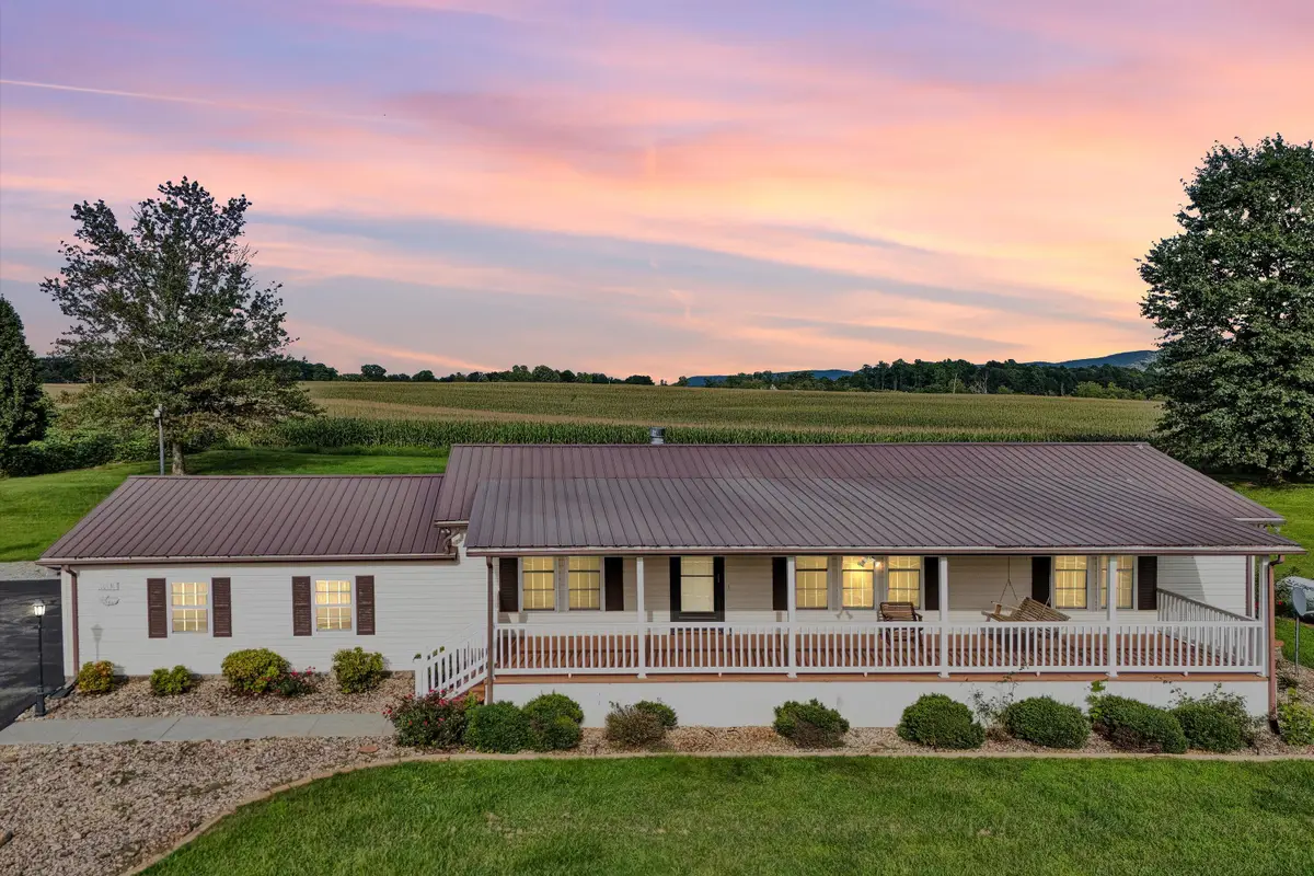 10131 Sontag Rd, Martinsville, VA 24112 - #1