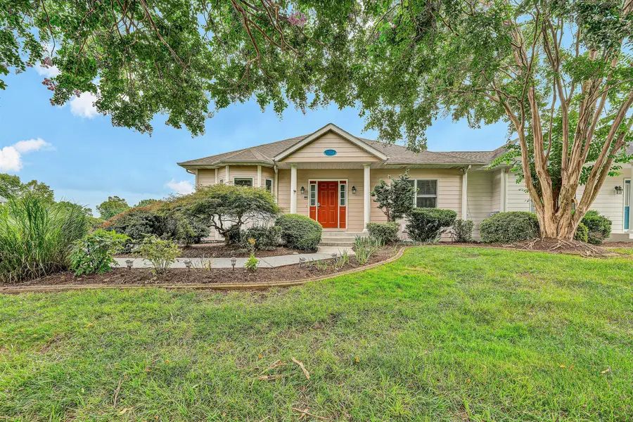 2326 Lake Retreat Rd, Huddleston, VA 24104 - #3