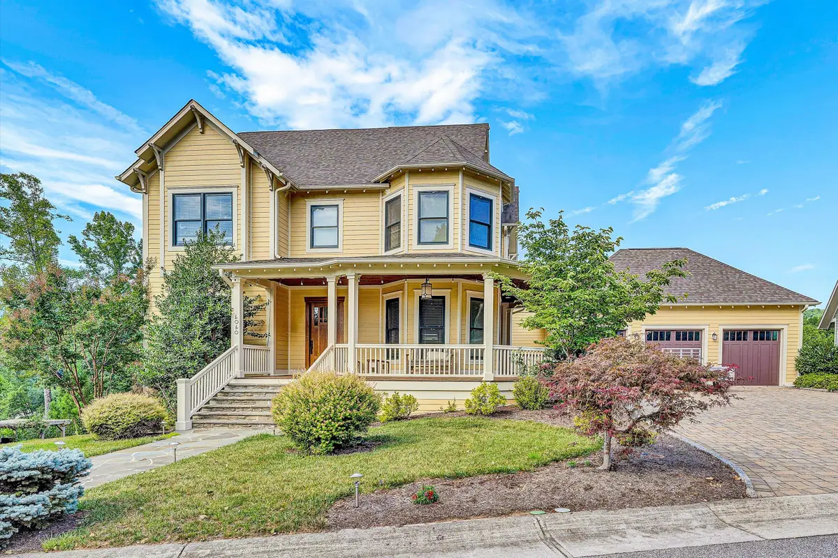 6060 Roycroft Dr, Cave Spring, VA 24018 - #1