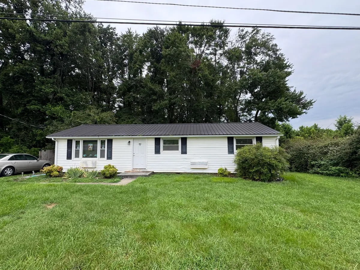 5306 Franklin St, Rocky Mount, VA 24151 - #1