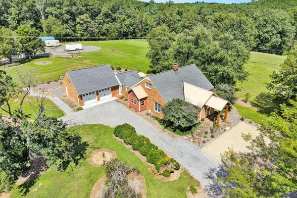 2620 Breckinridge Mill Rd, Fincastle, VA 24090