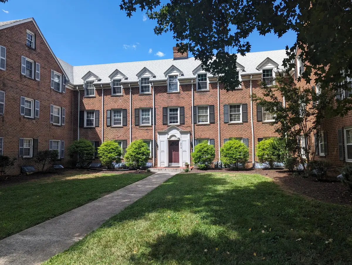 2419 Longview Ave Sw #12, Roanoke, VA 24014 - #1