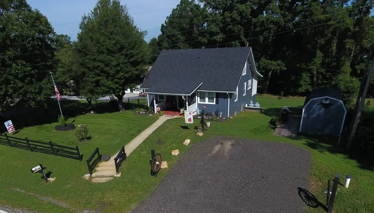 3881 Smith Mountain Lake Pkwy, Huddleston, VA 24104 - #1