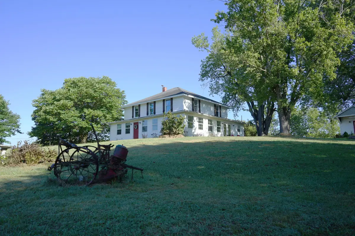 805 Longfield Rd, Fincastle, VA 24090 - #1