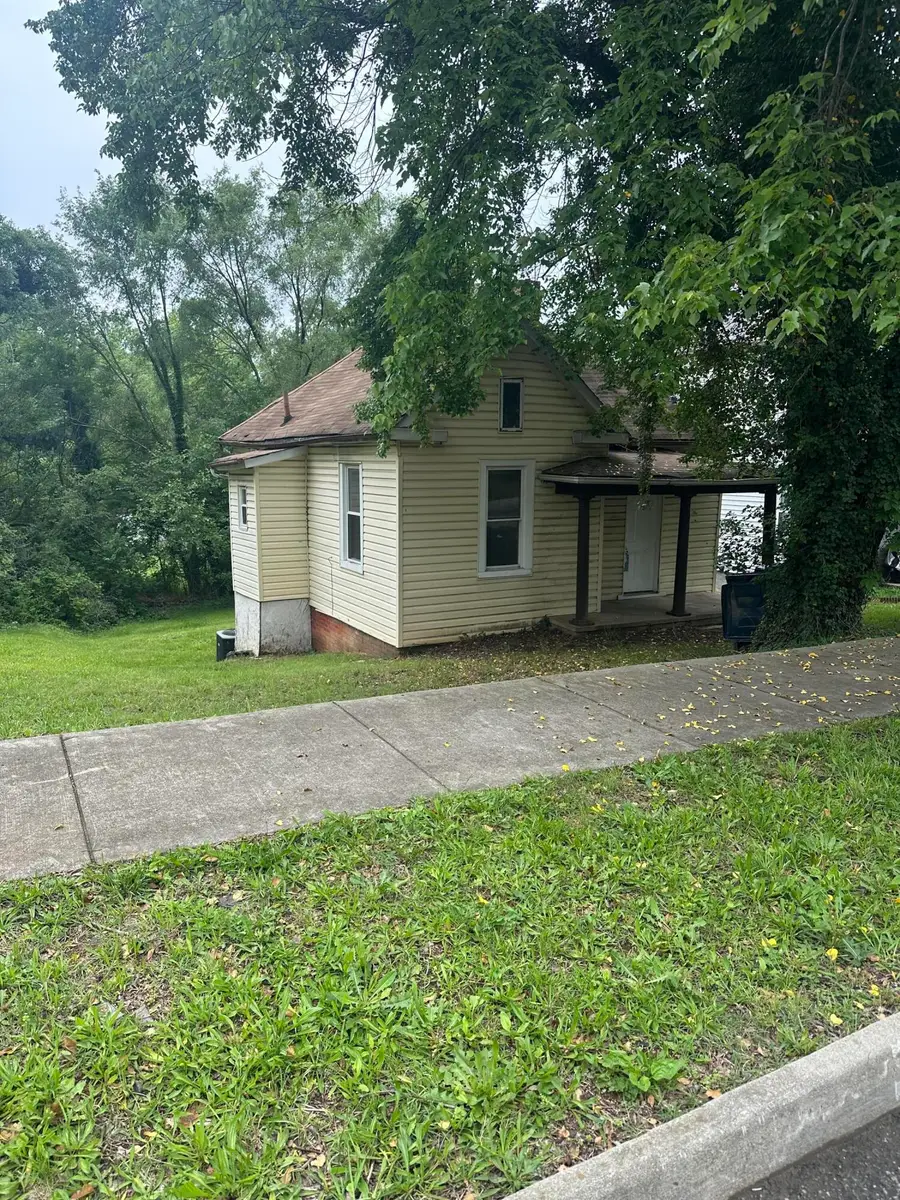 906 Hanover Ave Nw, Roanoke, VA 24016 - #2