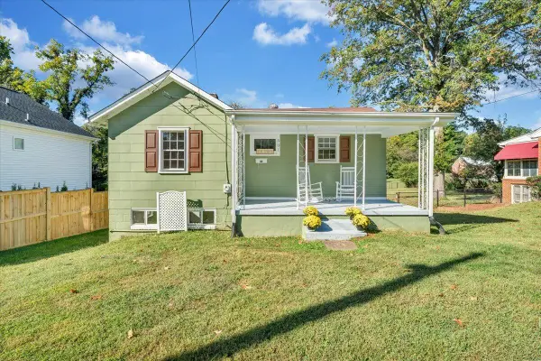 501 Mount Vernon Ave, Salem, VA 24153