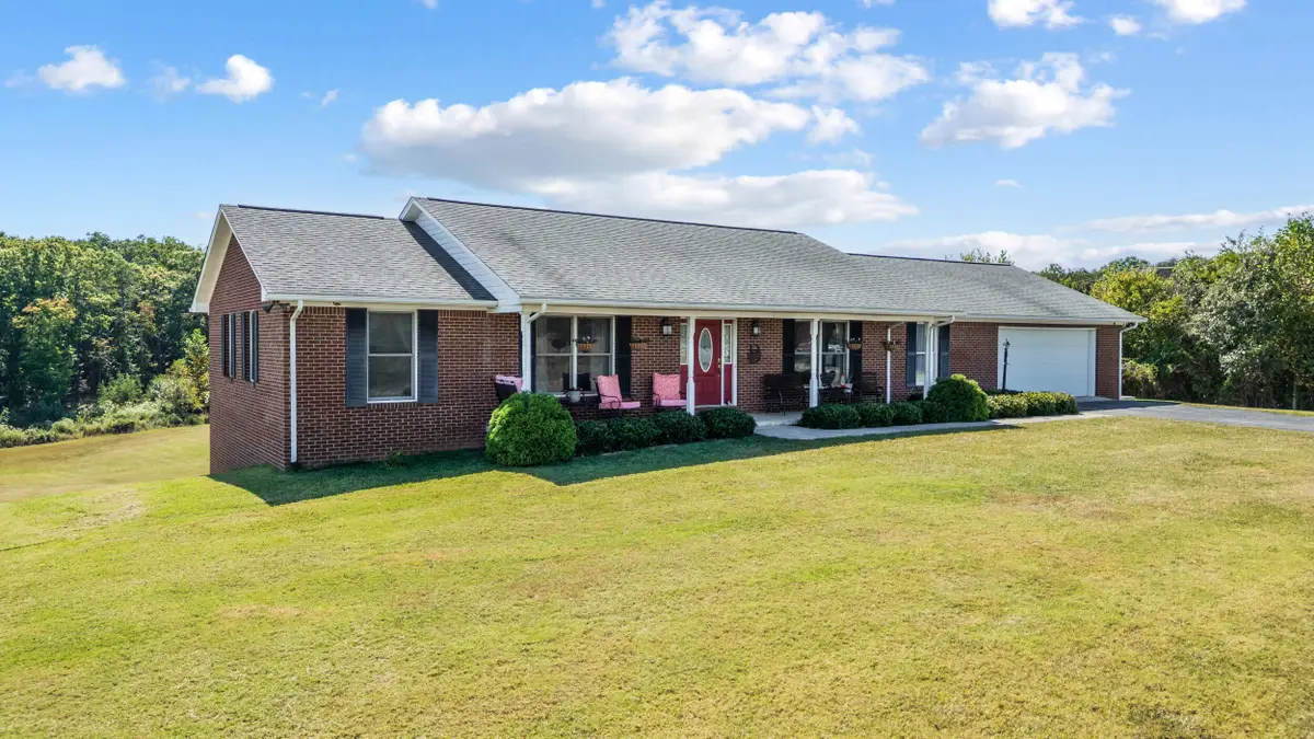 4250 Burnt Chimney Rd, Wirtz, VA 24184 - #1