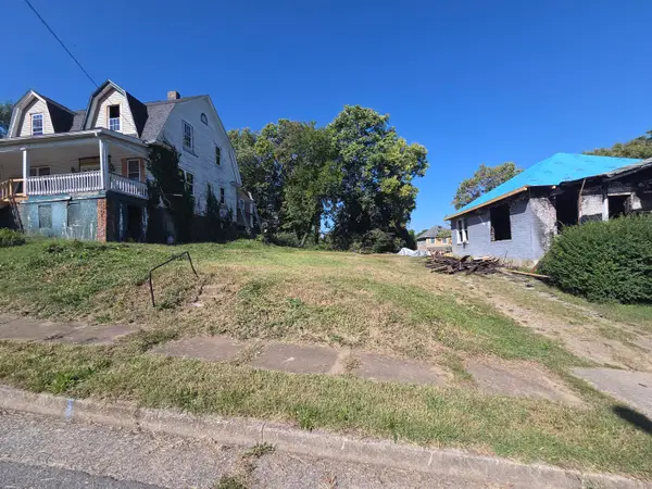 37 14th St Sw, Roanoke, VA 24016