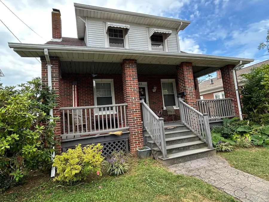 2712 Meadows St Nw, Roanoke, VA 24012 - #2