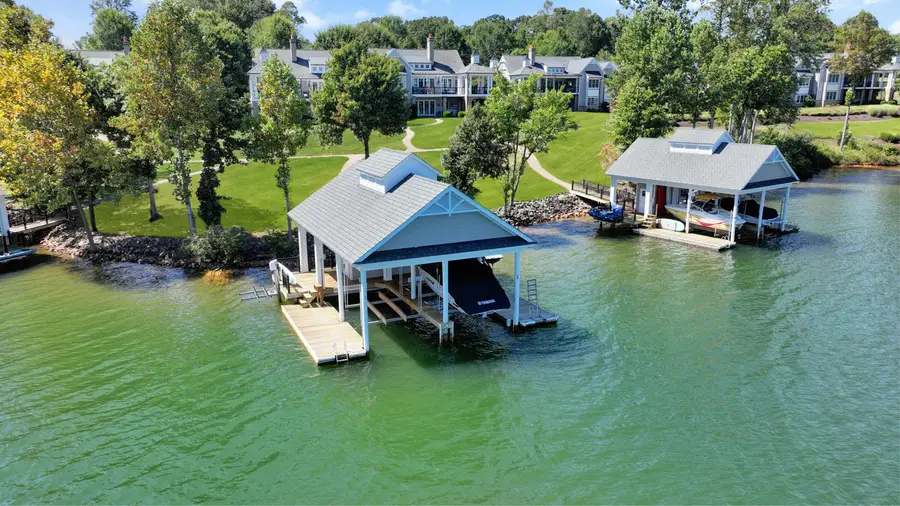 75 Grande Villa Dr, Penhook, VA 24137 - #2