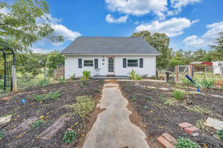 2410 Overlook Rd Ne, Roanoke, VA 24012 - #2