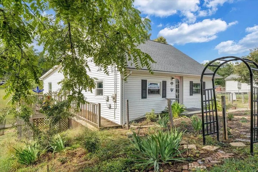 2410 Overlook Rd Ne, Roanoke, VA 24012 - #3