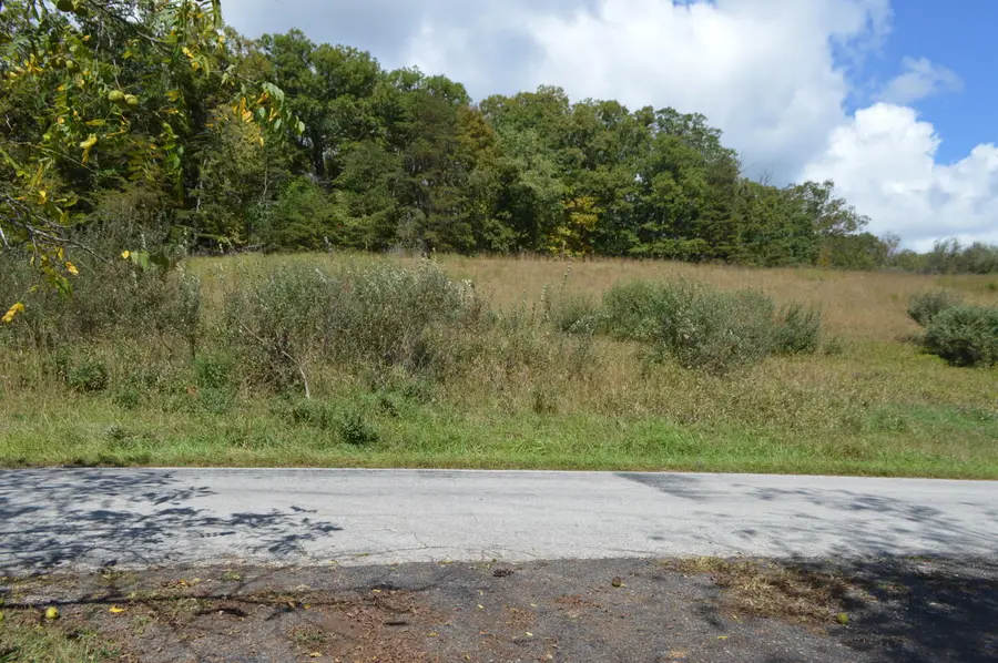 023 Johns Creek Rd, New Castle, VA 24127 - #2