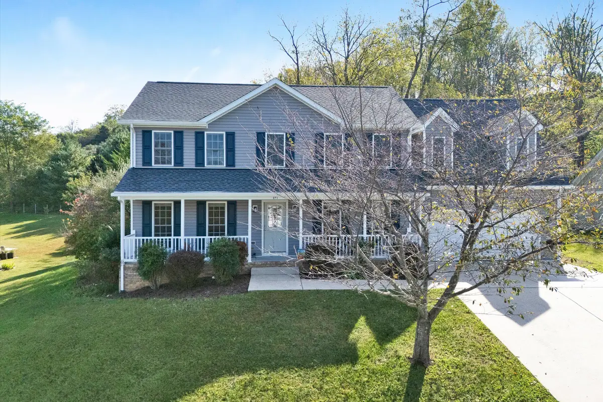 271 New Cameron Dr, Lexington, VA 24450 - #1