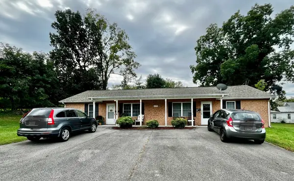 1195 Fairmont Dr, Vinton, VA 24179