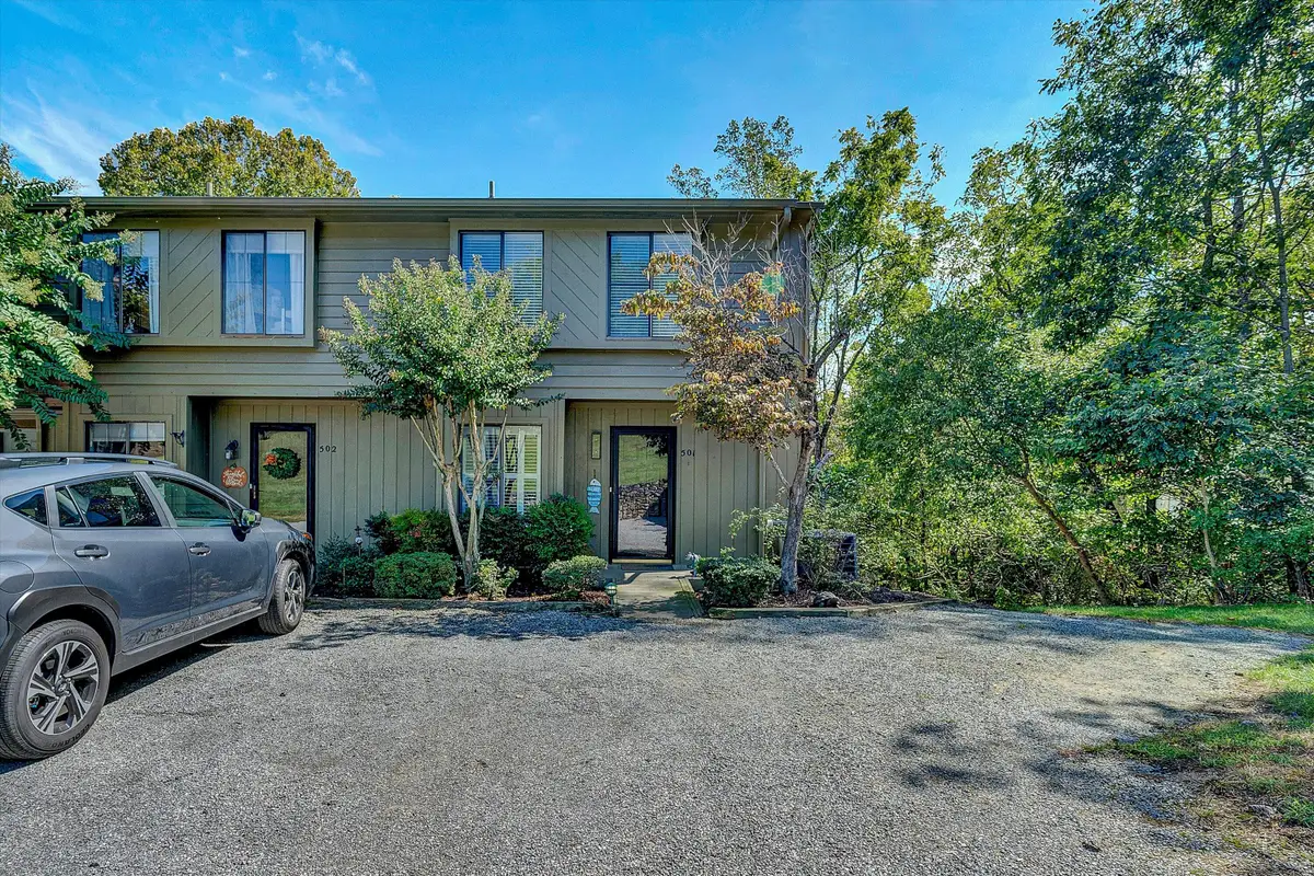 501 Harbor Ridge Dr, Goodview, VA 24095 - #1