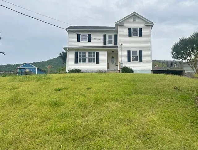 36 Boyd St, Buchanan, VA 24066 - #1