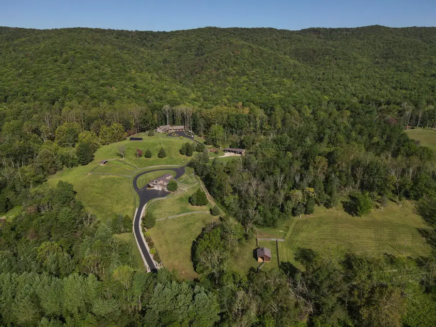 5600 Mount Tabor Rd, Catawba, VA 24070 - #2