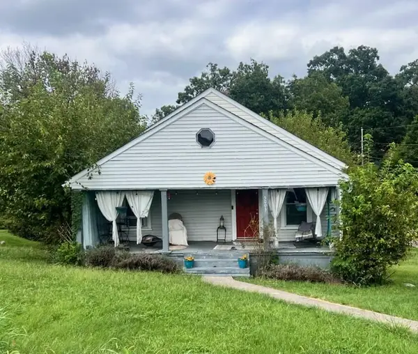 5003 Victoria St Nw, Roanoke, VA 24017