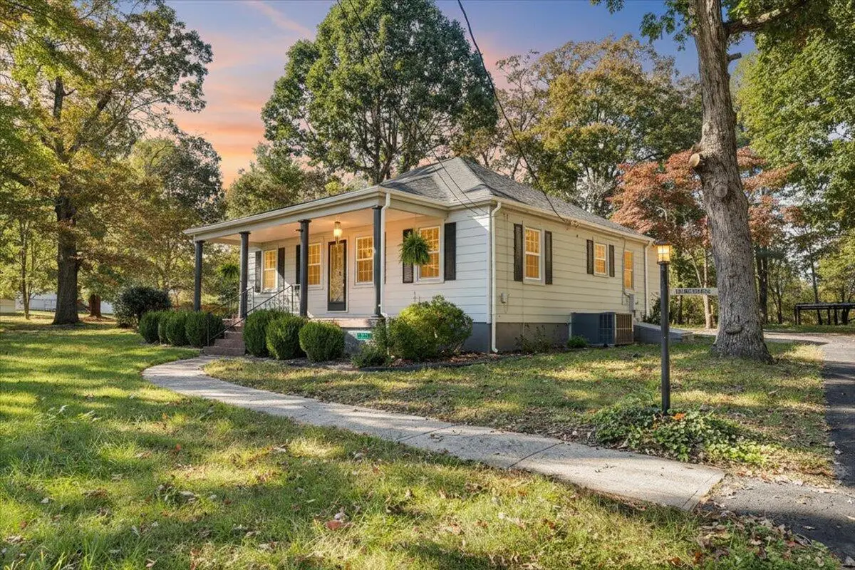 1433 Chalk Level Rd, Chatham, VA 24531 - #1