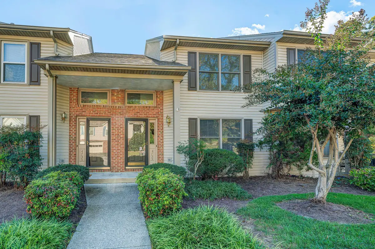 4733 Oakcliff Dr, Roanoke, VA 24018 - #1