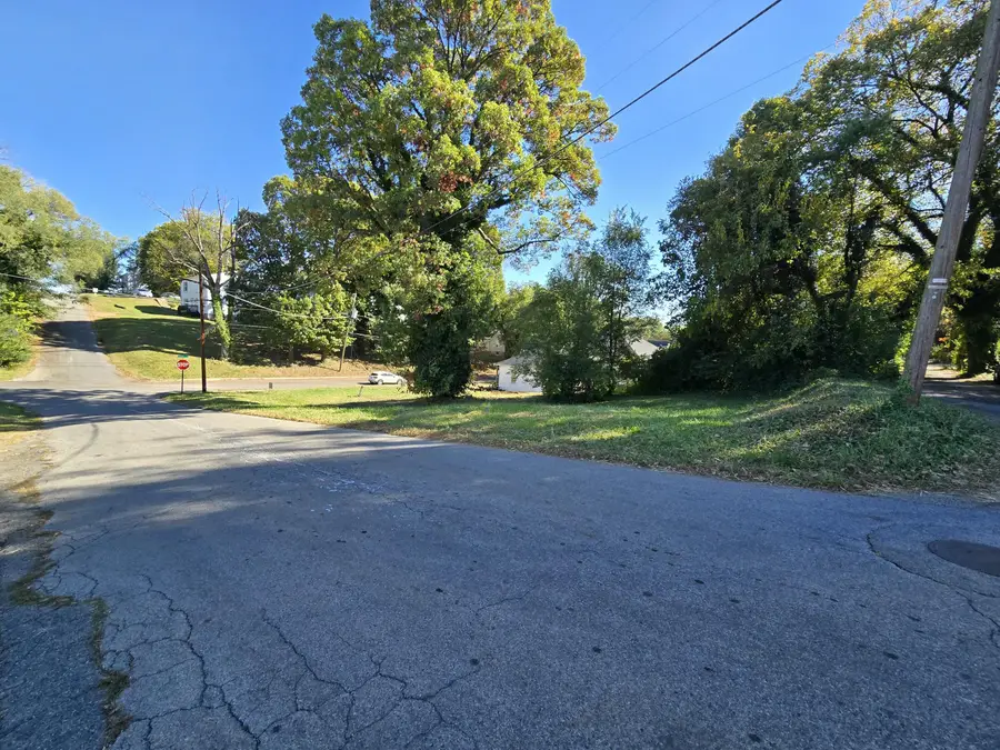 0 14th St Nw, Roanoke, VA 24017 - #2