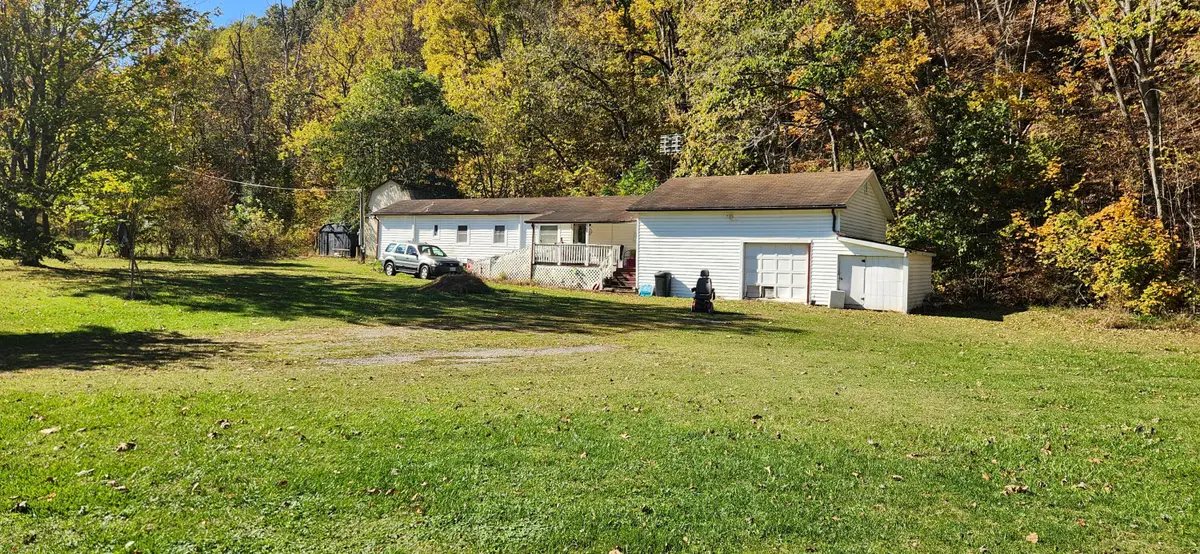 668 Pico Rd, Buchanan, VA 24066 - #1
