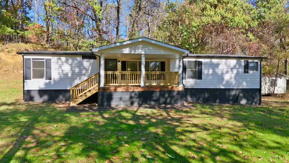 209 Willowridge Dr, Thaxton, VA 24174 - #1