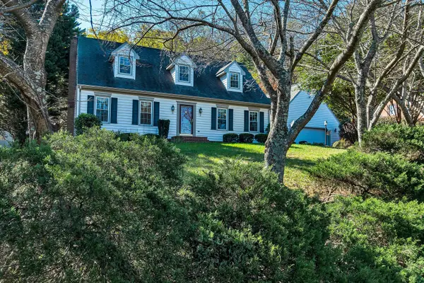 5206 Squires Ct, Roanoke, VA 24018