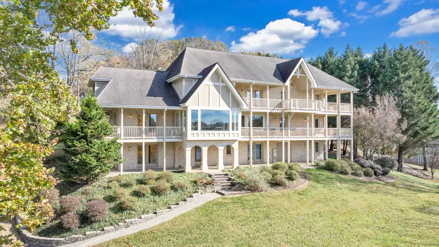 6641 Horseshoe Bend Rd, Goodview, VA 24095 - #3