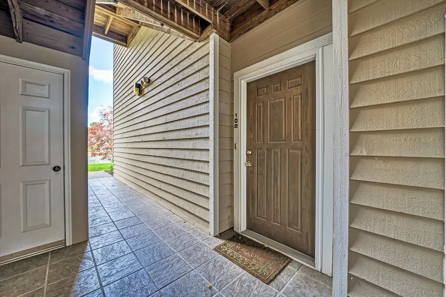 410 Marina Bay Dr #102, Penhook, VA 24137 - #3