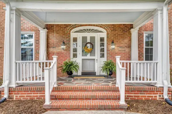 1800 Depot St Ne, Christiansburg, VA 24073