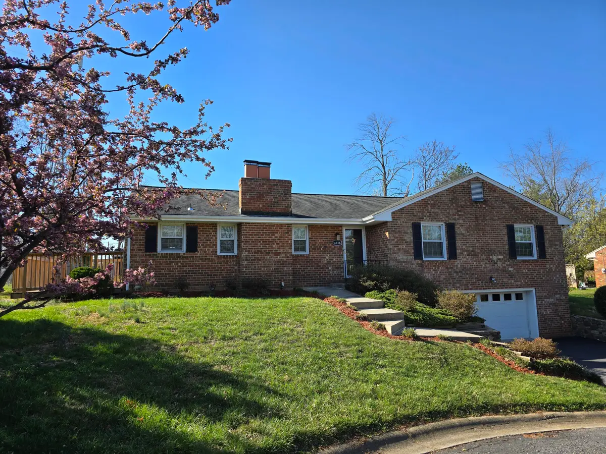 4636 Foxhall Cir, Roanoke, VA 24018 - #1