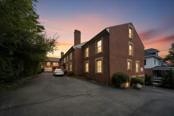 2231 Broadway Ave Sw #C, Roanoke, VA 24014