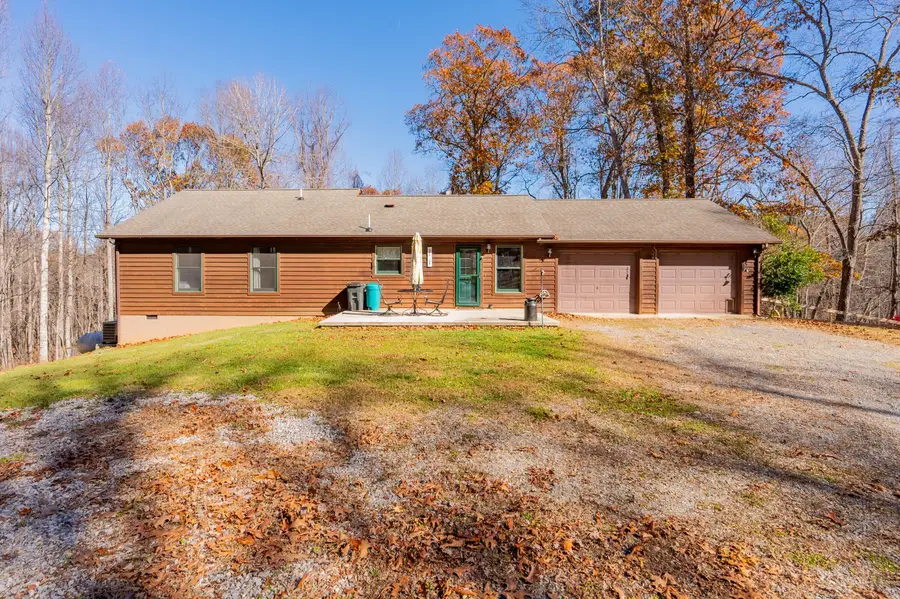 1126 Duncans Chapel Rd Nw, Willis, VA 24380 - #2