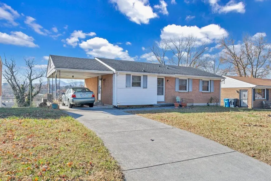 3858 Long Meadow Ave Nw, Roanoke, VA 24017 - #2