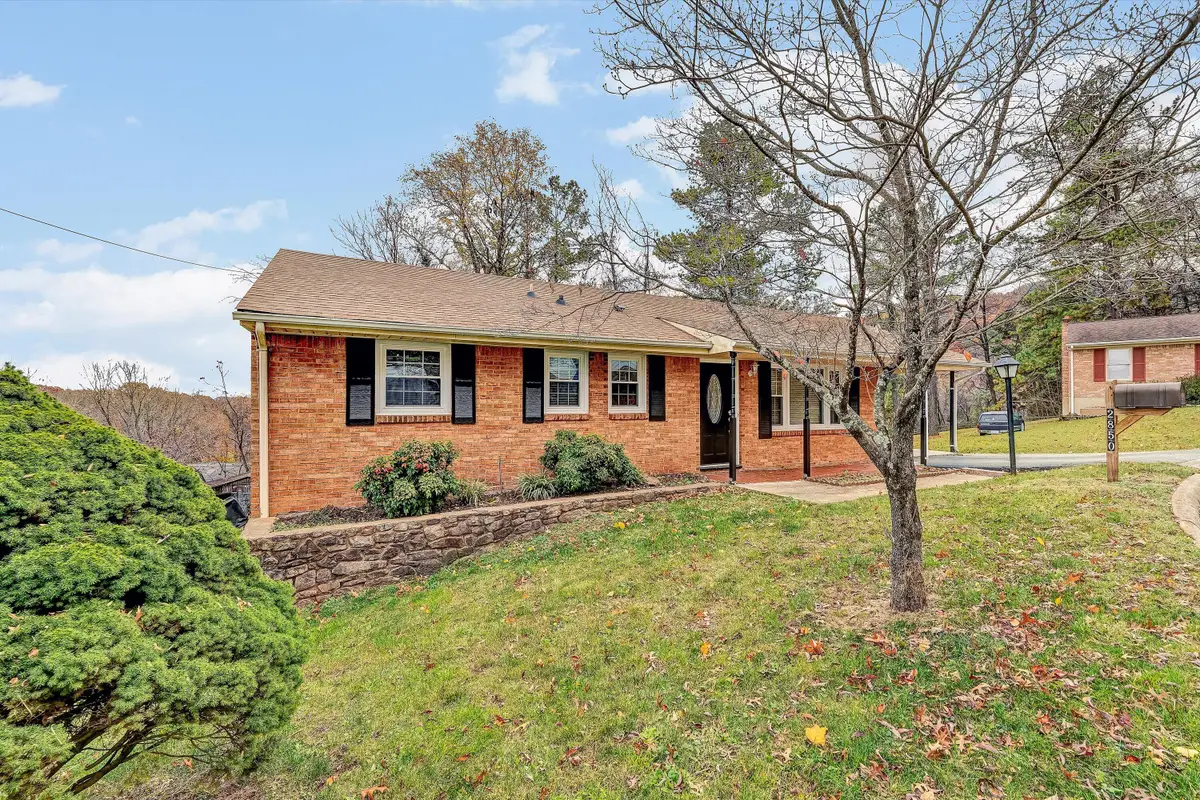 2850 Archer Cir, Salem, VA 24153 - #1