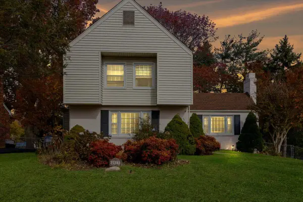 4913 Lantern St, Roanoke, VA 24019