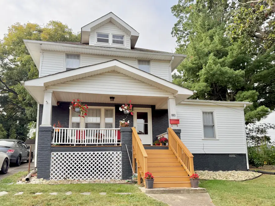 606 Watt St, Martinsville, VA 24112 - #2